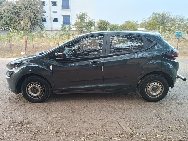 Second-hand 2020 Tata Altroz XE BSVI for sale in Madurai-3