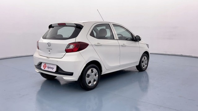 Second-hand 2021 Tata Tiago 1.2 Revotron XT for sale in Lucknow-3