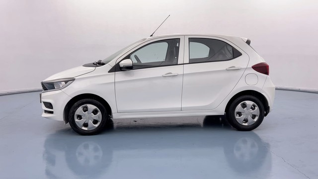 Second-hand 2021 Tata Tiago 1.2 Revotron XT for sale in Lucknow-6