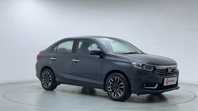 Second-hand 2022 Honda Amaze VX CVT Petrol for sale in Noida-1