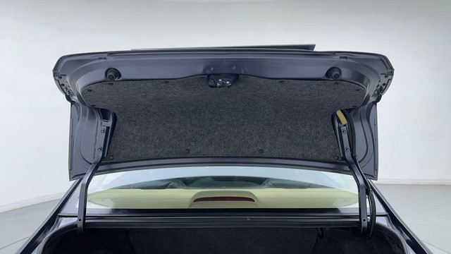 Second-hand 2022 Honda Amaze VX CVT Petrol for sale in Noida-34