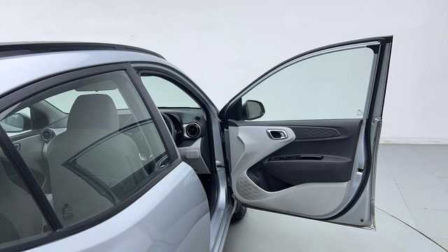 Second-hand 2020 Hyundai Grand i10 1.2 Kappa Sportz BSIV for sale in Noida-16