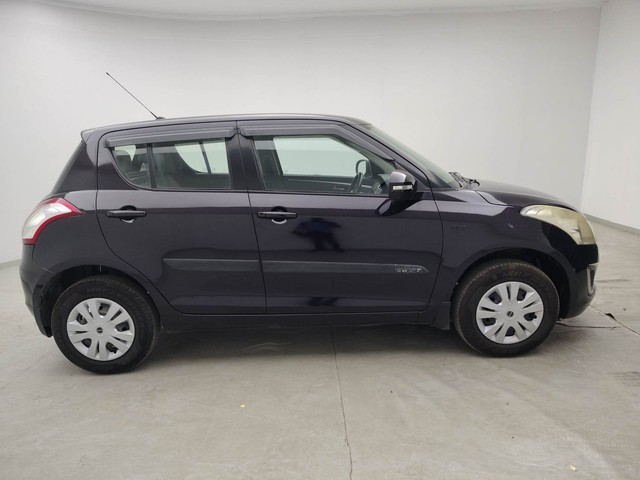 Second-hand 2015 Maruti Suzuki Swift VXI for sale in Visakhapatnam-2
