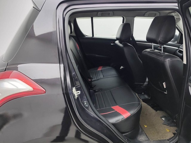 Second-hand 2015 Maruti Suzuki Swift VXI for sale in Visakhapatnam-37