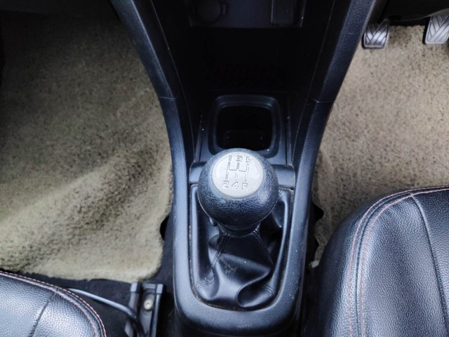 Second-hand 2015 Maruti Suzuki Swift VXI for sale in Visakhapatnam-12