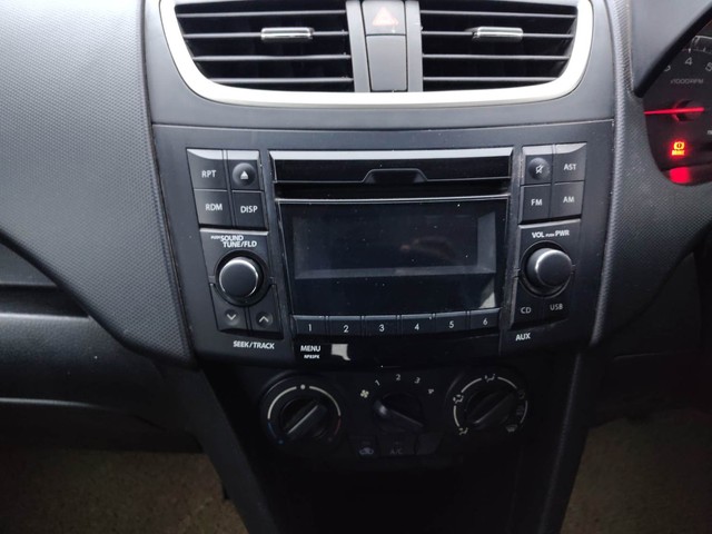 Second-hand 2015 Maruti Suzuki Swift VXI for sale in Visakhapatnam-38