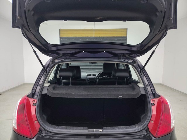 Second-hand 2015 Maruti Suzuki Swift VXI for sale in Visakhapatnam-9