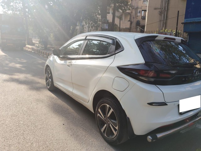 Second-hand 2021 Tata Altroz XZ BSVI for sale in New Delhi-2
