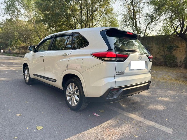Second-hand 2025 Toyota Innova Hycross VX(O) 7STR Hybrid for sale in New Delhi-10