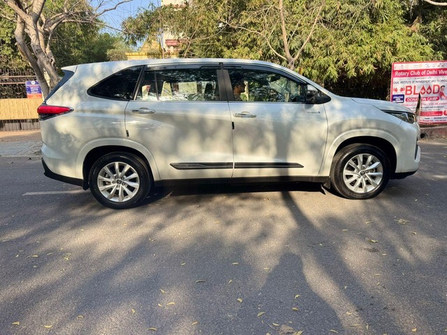 Second-hand 2025 Toyota Innova Hycross VX(O) 7STR Hybrid for sale in New Delhi-14