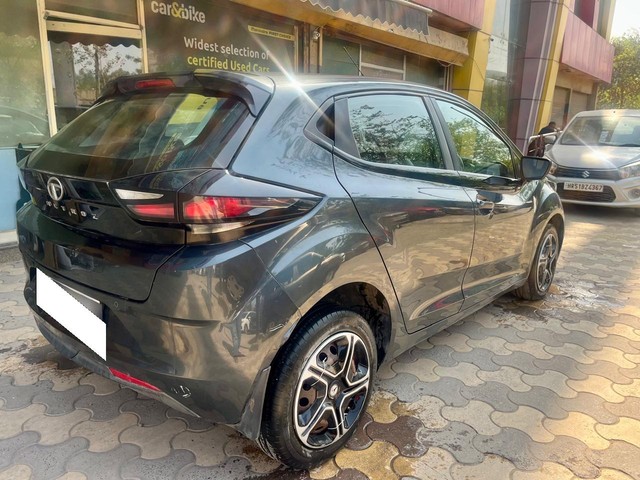 Second-hand 2020 Tata Altroz XT Diesel BSVI for sale in Faridabad-2
