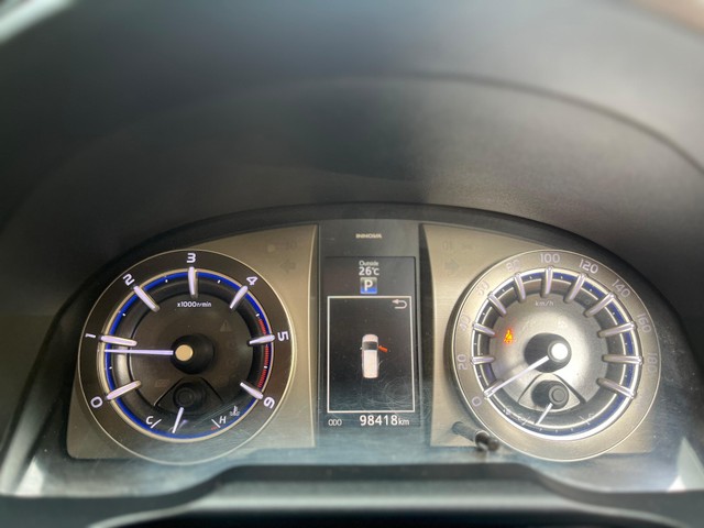 Second-hand 2019 Toyota Innova Crysta 2.8 ZX AT BSIV for sale in Mumbai-21