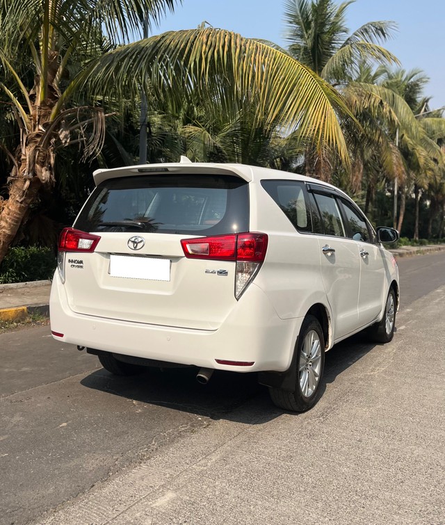 Second-hand 2019 Toyota Innova Crysta 2.8 ZX AT BSIV for sale in Mumbai-20