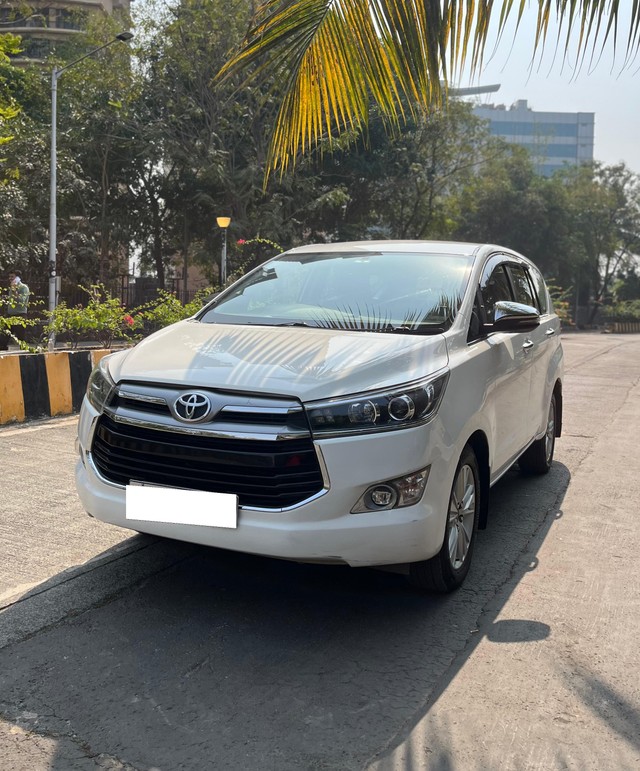 Second-hand 2019 Toyota Innova Crysta 2.8 ZX AT BSIV for sale in Mumbai-3