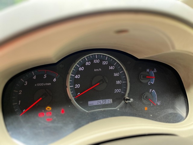 Second-hand 2012 Toyota Innova 2.0 VX 8 STR for sale in Mumbai-38