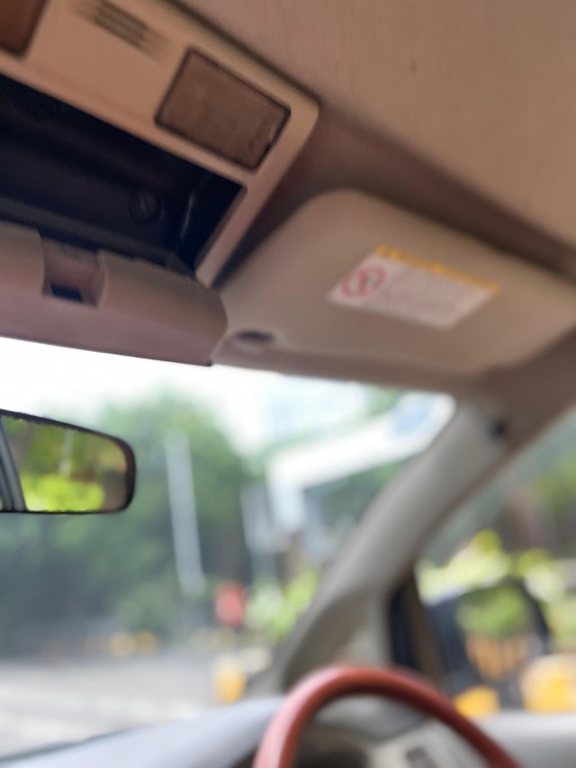 Second-hand 2012 Toyota Innova 2.0 VX 8 STR for sale in Mumbai-13