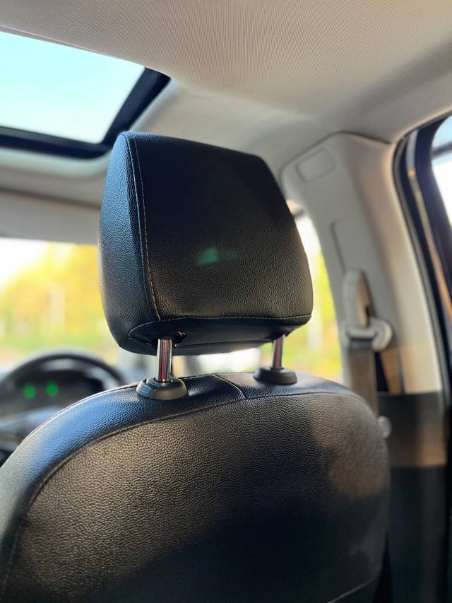 Second-hand 2024 Tata Altroz XZ Plus S CNG for sale in Mumbai-17