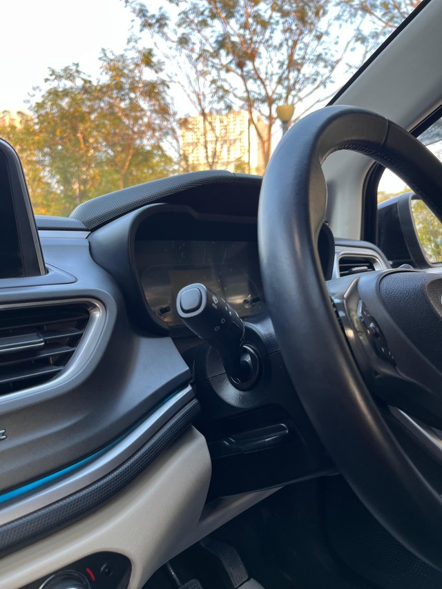 Second-hand 2024 Tata Altroz XZ Plus S CNG for sale in Mumbai-44