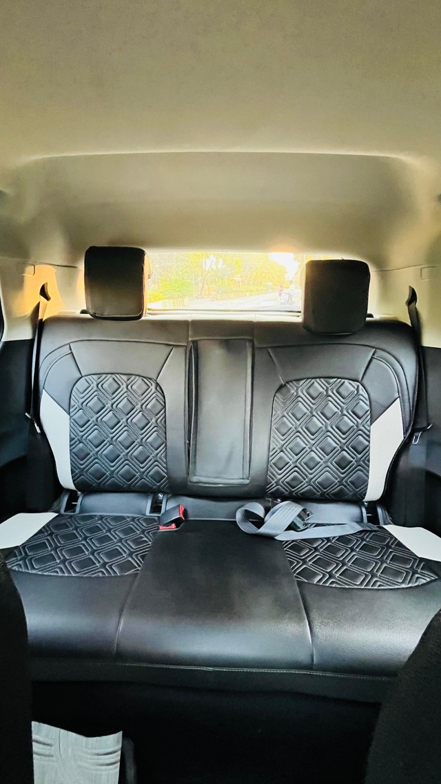 Second-hand 2024 Tata Altroz XZ Plus S CNG for sale in Mumbai-6