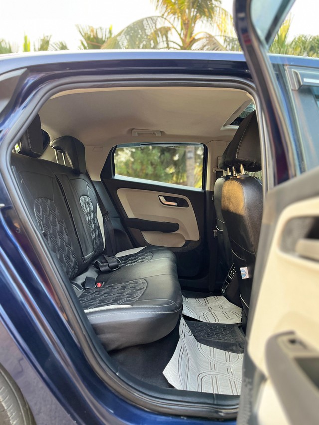 Second-hand 2024 Tata Altroz XZ Plus S CNG for sale in Mumbai-41