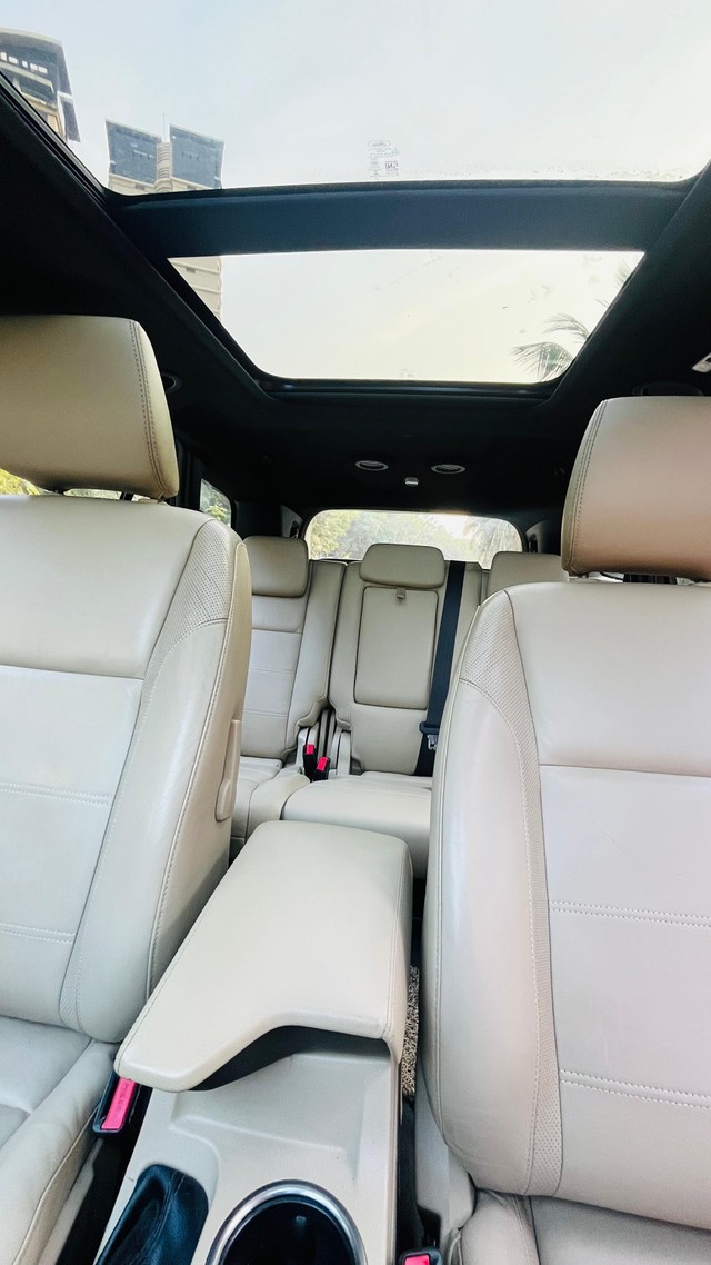 Second-hand 2016 Ford Endeavour 3.2 Titanium AT 4X4 for sale in Mumbai-51