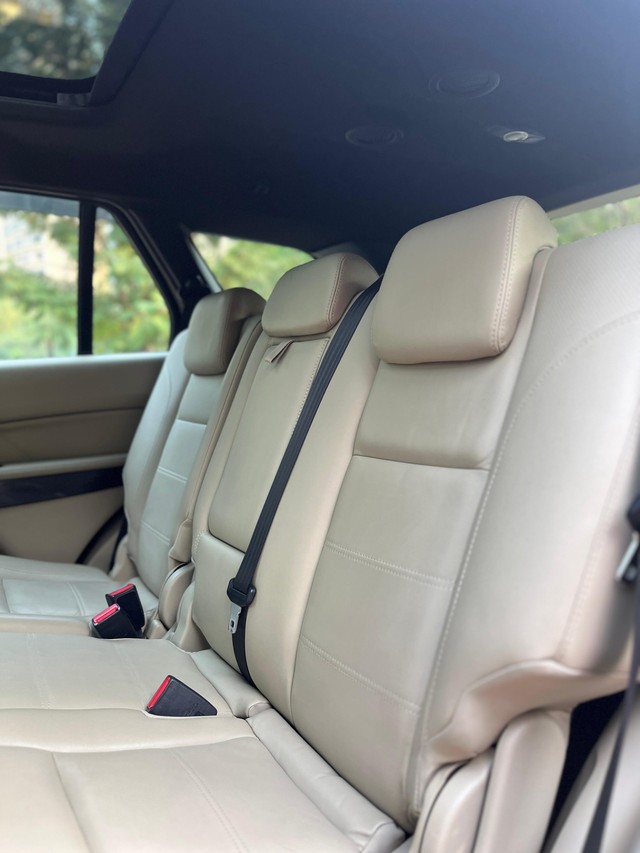 Second-hand 2016 Ford Endeavour 3.2 Titanium AT 4X4 for sale in Mumbai-15