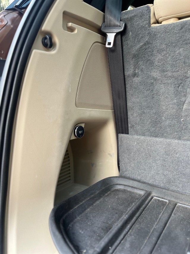 Second-hand 2016 Ford Endeavour 3.2 Titanium AT 4X4 for sale in Mumbai-21