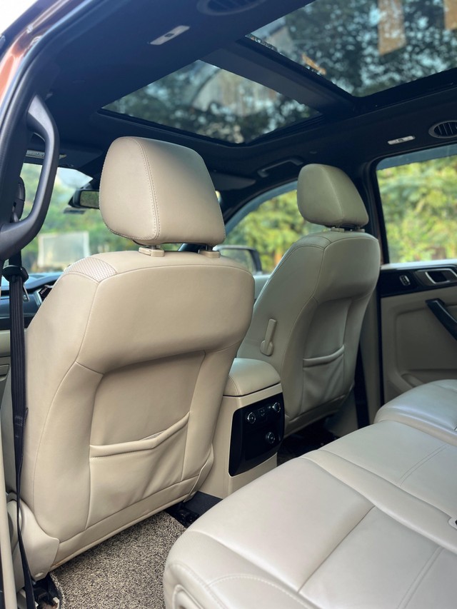 Second-hand 2016 Ford Endeavour 3.2 Titanium AT 4X4 for sale in Mumbai-49