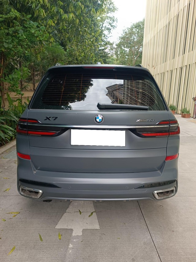 Second-hand 2024 BMW X7 xDrive40i M Sport for sale in Mumbai-2