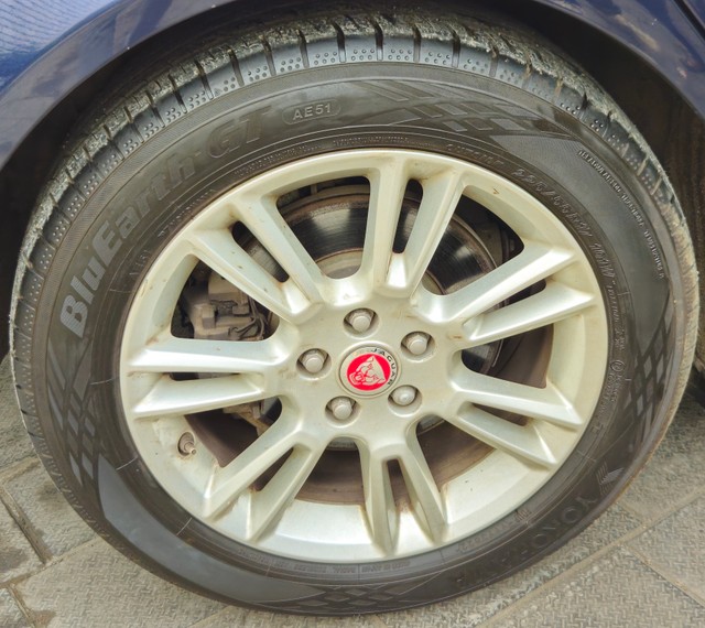 Jaguar XE 2.0L Diesel Prestige Second-hand 2017 Jaguar XE 2.0L Diesel Prestige for sale in Mumbai-9