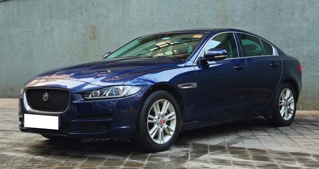 Jaguar XE 2.0L Diesel Prestige Second-hand 2017 Jaguar XE 2.0L Diesel Prestige for sale in Mumbai-5