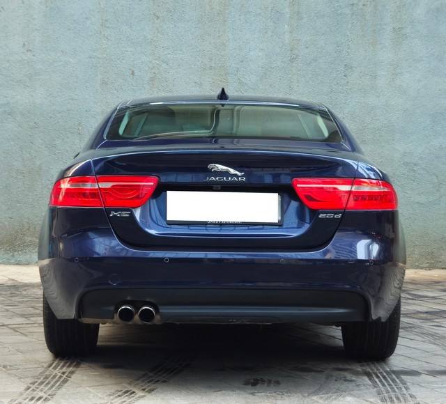 Jaguar XE 2.0L Diesel Prestige Second-hand 2017 Jaguar XE 2.0L Diesel Prestige for sale in Mumbai-2