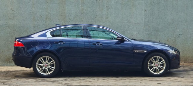 Jaguar XE 2.0L Diesel Prestige Second-hand 2017 Jaguar XE 2.0L Diesel Prestige for sale in Mumbai-1