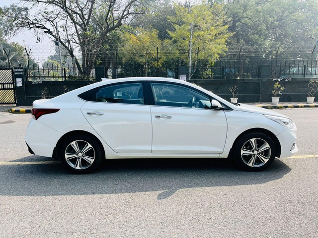 Second-hand 2018 Hyundai Verna VTVT 1.6 AT SX Option for sale in New Delhi-1