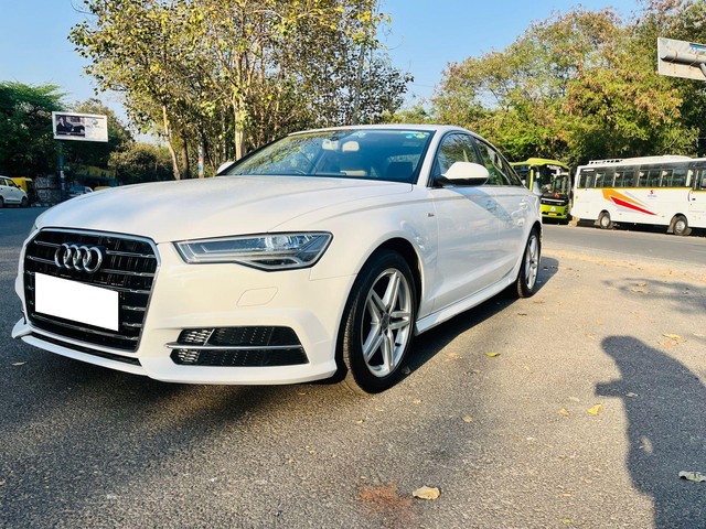 Second-hand 2016 Audi A6 35 TDI for sale in New Delhi-3