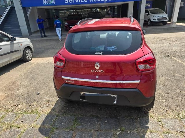 Second-hand 2017 Renault KWID 1.0 RXT for sale in Aluva-2