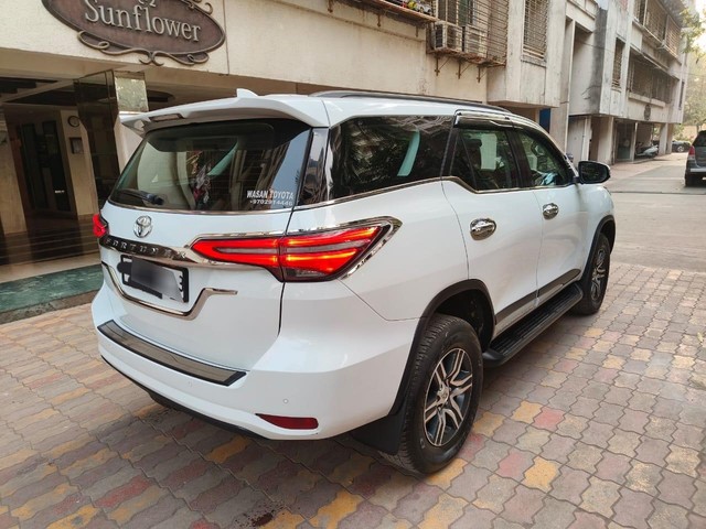 Second-hand 2022 Toyota Fortuner 4X2 AT BSVI for sale in Nagpur-5