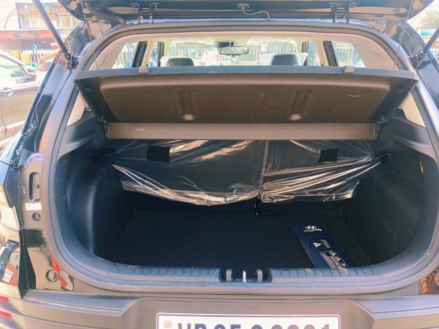 Second-hand 2025 Hyundai Venue SX Opt Turbo DCT for sale in Kolkata-13