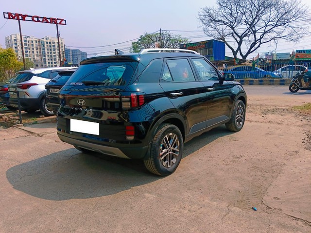 Second-hand 2025 Hyundai Venue SX Opt Turbo DCT for sale in Kolkata-8