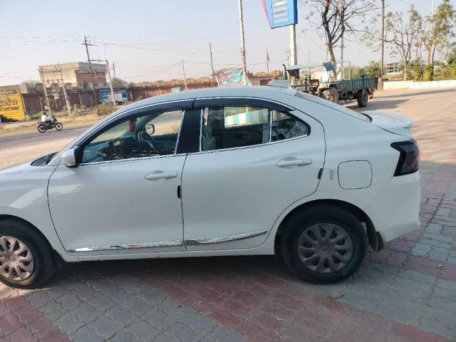 Second-hand 2025 Maruti Suzuki Dzire VXI CNG for sale in Kheda-0