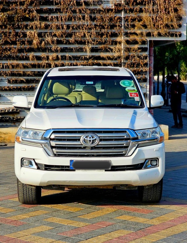 Second-hand 2015 Toyota Land Cruiser 200 VX for sale in Nagpur-5