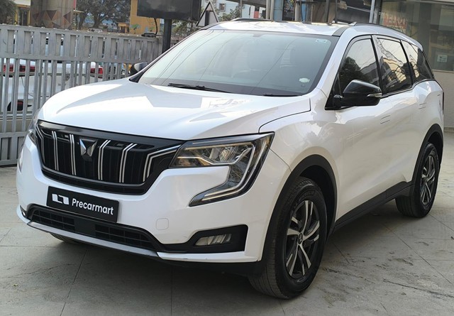 Second-hand 2023 Mahindra XUV700 AX5 7 Str for sale in Bangalore-4