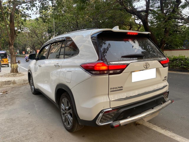 Second-hand 2024 Toyota Innova Hycross ZX(O) Hybrid for sale in Chennai-11