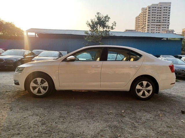 Second-hand 2019 Skoda Octavia 1.8 TSI AT Style for sale in Mumbai-2