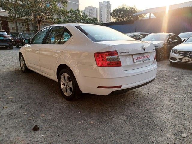 Second-hand 2019 Skoda Octavia 1.8 TSI AT Style for sale in Mumbai-5