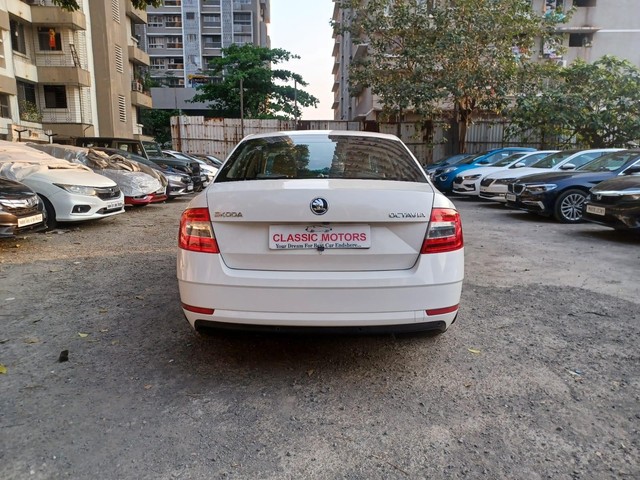 Second-hand 2019 Skoda Octavia 1.8 TSI AT Style for sale in Mumbai-1
