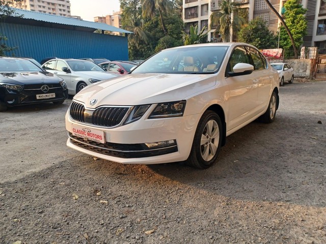 Second-hand 2019 Skoda Octavia 1.8 TSI AT Style for sale in Mumbai-3