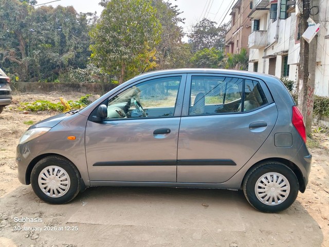 Second-hand 2015 Hyundai i10 Magna 1.1L for sale in Kolkata-4