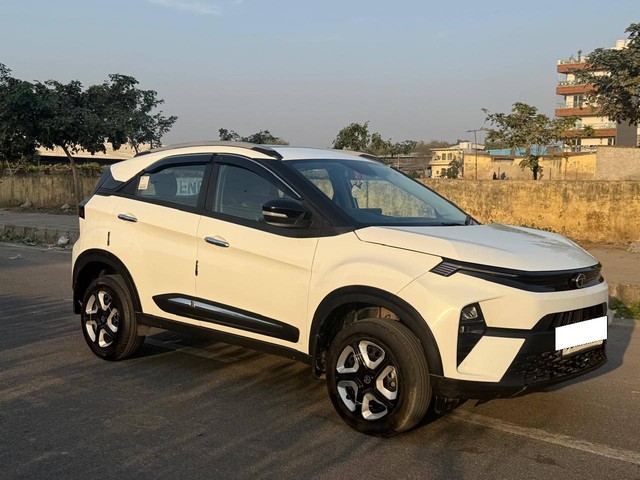 Second-hand 2025 Tata Nexon Pure Plus S for sale in New Delhi-8