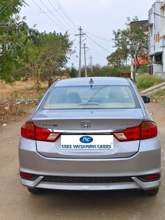 Second-hand 2020 Honda City V MT for sale in Coimbatore-1